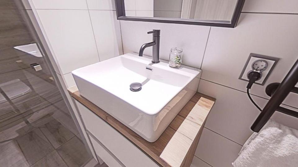 Meszes Apartman 考洛乔 外观 照片