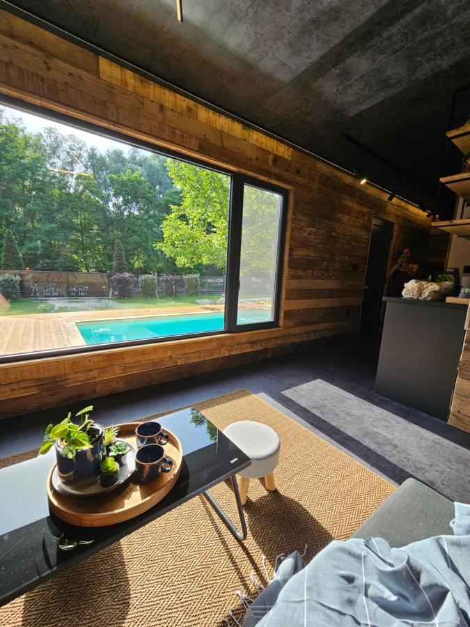 Meszes Apartman 考洛乔 外观 照片