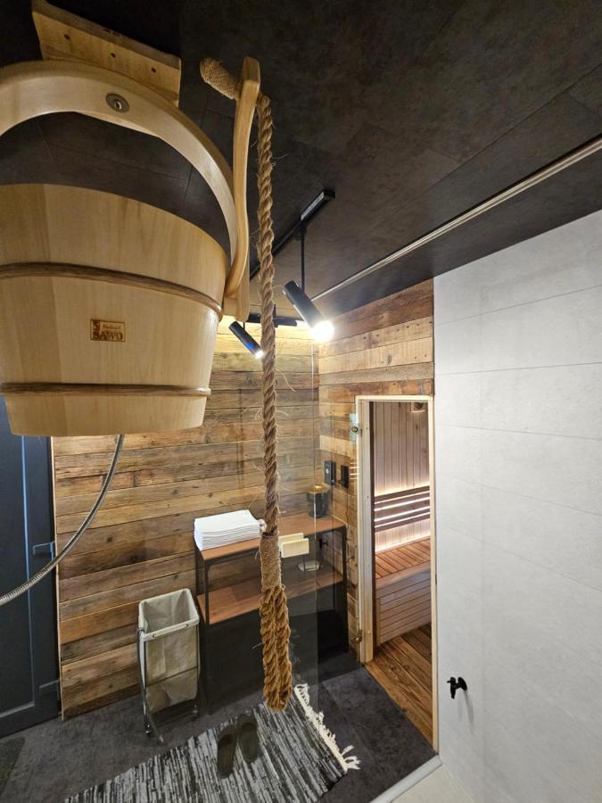 Meszes Apartman 考洛乔 外观 照片